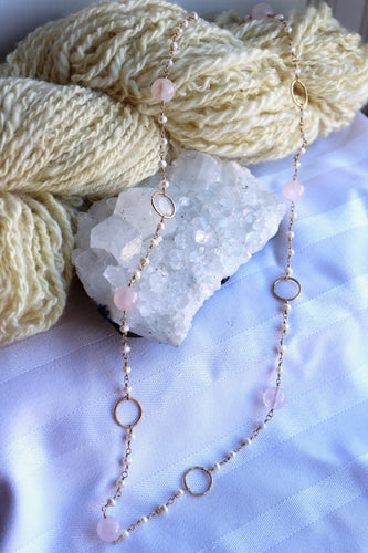 Rose Quartz and Pearl Beaded Necklace