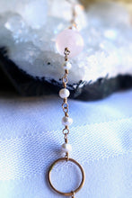 Load image into Gallery viewer, Rose Quartz and Pearl Beaded Necklace